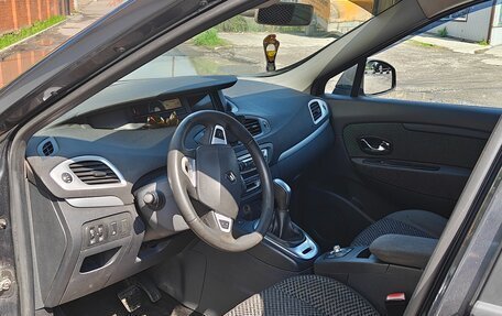 Renault Scenic III, 2011 год, 700 000 рублей, 13 фотография