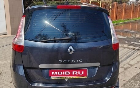 Renault Scenic III, 2011 год, 700 000 рублей, 8 фотография