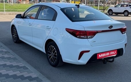 KIA Rio IV, 2017 год, 1 100 000 рублей, 3 фотография