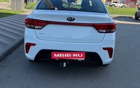 KIA Rio IV, 2017 год, 1 100 000 рублей, 6 фотография
