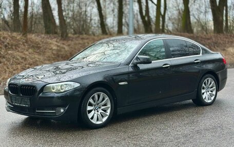 BMW 5 серия, 2011 год, 1 999 000 рублей, 3 фотография