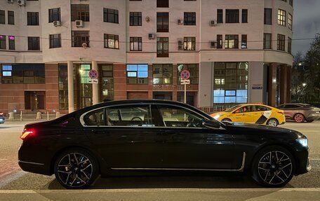 BMW 7 серия, 2019 год, 4 250 000 рублей, 15 фотография