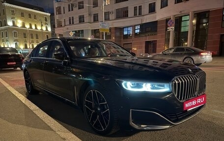 BMW 7 серия, 2019 год, 4 250 000 рублей, 14 фотография