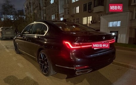 BMW 7 серия, 2019 год, 4 250 000 рублей, 18 фотография