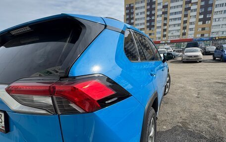 Toyota RAV4, 2019 год, 3 499 000 рублей, 11 фотография