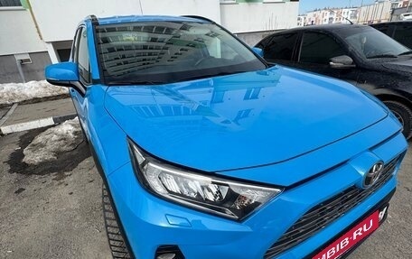 Toyota RAV4, 2019 год, 3 499 000 рублей, 19 фотография