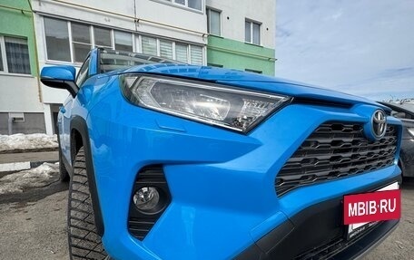 Toyota RAV4, 2019 год, 3 499 000 рублей, 20 фотография