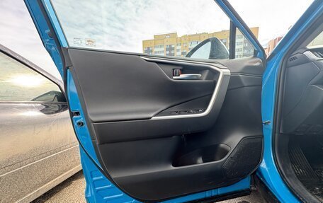 Toyota RAV4, 2019 год, 3 499 000 рублей, 35 фотография