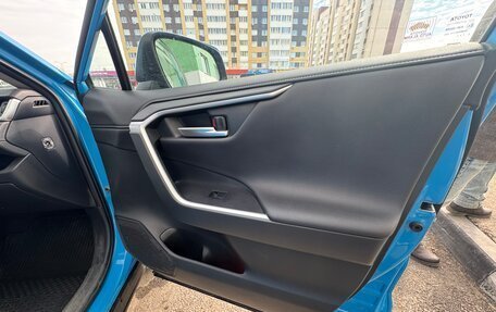 Toyota RAV4, 2019 год, 3 499 000 рублей, 36 фотография