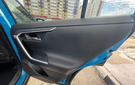 Toyota RAV4, 2019 год, 3 499 000 рублей, 37 фотография