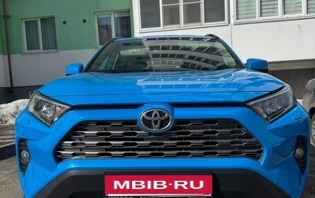 Toyota RAV4, 2019 год, 3 499 000 рублей, 39 фотография