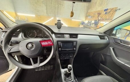 Skoda Rapid I, 2017 год, 1 100 000 рублей, 5 фотография