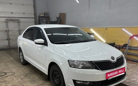 Skoda Rapid I, 2017 год, 1 100 000 рублей, 2 фотография