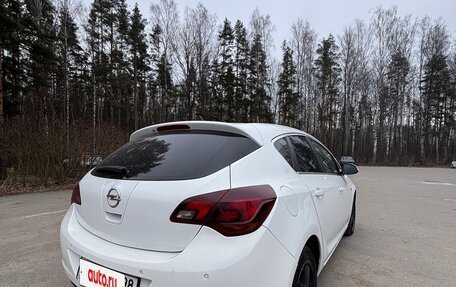 Opel Astra J, 2012 год, 740 000 рублей, 3 фотография
