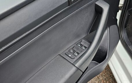 Skoda Rapid II, 2021 год, 1 950 000 рублей, 21 фотография