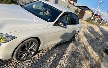 BMW 3 серия, 2013 год, 1 600 000 рублей, 2 фотография