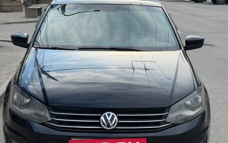 Volkswagen Polo VI (EU Market), 2015 год, 800 000 рублей, 1 фотография