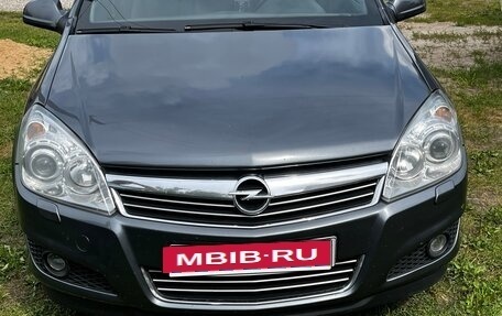 Opel Astra H, 2010 год, 635 000 рублей, 1 фотография