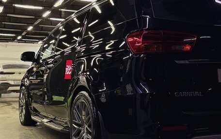 KIA Carnival III, 2019 год, 3 600 000 рублей, 4 фотография