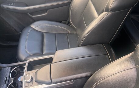 Mercedes-Benz M-Класс, 2011 год, 1 950 000 рублей, 5 фотография