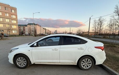 Hyundai Solaris II рестайлинг, 2019 год, 5 фотография