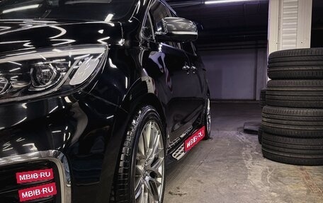 KIA Carnival III, 2019 год, 3 600 000 рублей, 3 фотография