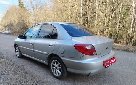 KIA Rio II, 2001 год, 225 000 рублей, 2 фотография