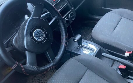 Volkswagen Polo IV рестайлинг, 2003 год, 160 000 рублей, 5 фотография