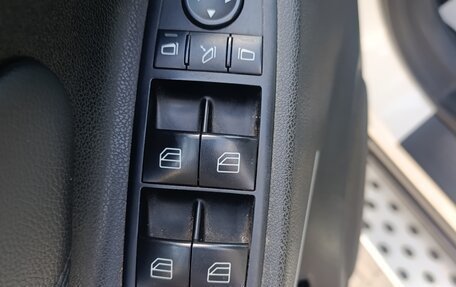 Mercedes-Benz M-Класс, 2010 год, 1 850 000 рублей, 6 фотография