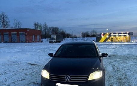 Volkswagen Passat B7, 2011 год, 800 000 рублей, 3 фотография