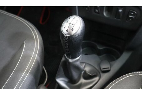 Renault Logan II, 2016 год, 735 000 рублей, 13 фотография