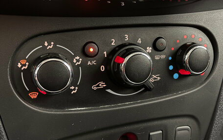 Renault Sandero II рестайлинг, 2020 год, 1 250 000 рублей, 12 фотография