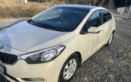 KIA Cerato III, 2013 год, 880 000 рублей, 4 фотография