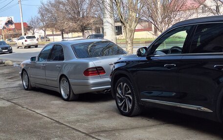 Mercedes-Benz E-Класс, 1998 год, 645 000 рублей, 8 фотография