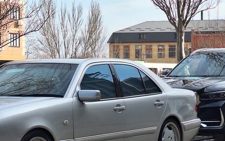 Mercedes-Benz E-Класс, 1998 год, 645 000 рублей, 7 фотография