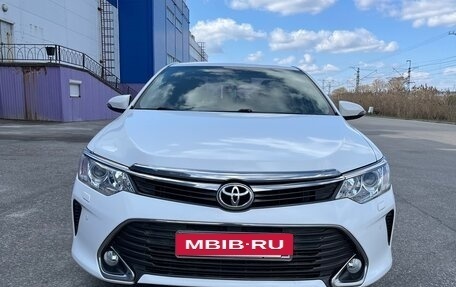 Toyota Camry, 2015 год, 2 125 000 рублей, 7 фотография