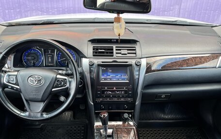 Toyota Camry, 2015 год, 2 125 000 рублей, 14 фотография