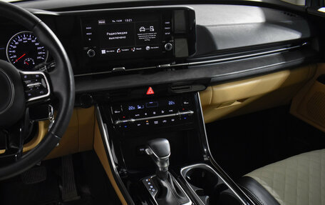 KIA Carnival, 2021 год, 4 200 000 рублей, 21 фотография