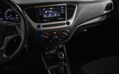 Hyundai Solaris II рестайлинг, 2018 год, 1 100 000 рублей, 18 фотография