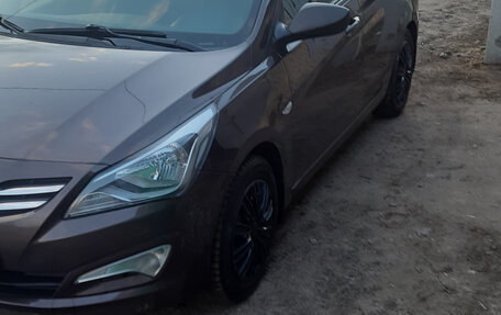 Hyundai Solaris II рестайлинг, 2016 год, 900 000 рублей, 9 фотография