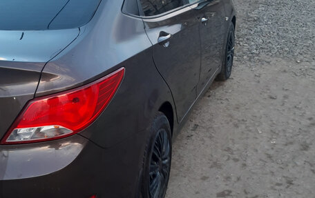 Hyundai Solaris II рестайлинг, 2016 год, 900 000 рублей, 8 фотография