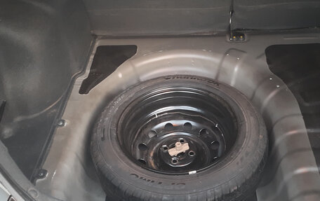 Hyundai Solaris II рестайлинг, 2016 год, 900 000 рублей, 27 фотография