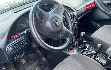 Chevrolet Niva I рестайлинг, 2015 год, 720 000 рублей, 10 фотография