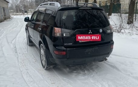 Mitsubishi Outlander III рестайлинг 3, 2006 год, 780 000 рублей, 2 фотография