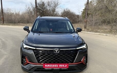 Changan CS35 Plus, 2024 год, 1 850 000 рублей, 2 фотография