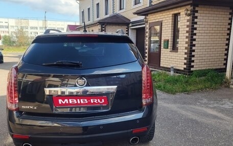 Cadillac SRX II рестайлинг, 2011 год, 1 250 000 рублей, 7 фотография