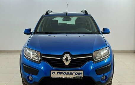 Renault Sandero II рестайлинг, 2015 год, 900 000 рублей, 2 фотография