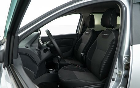 Renault Logan II, 2021 год, 1 249 999 рублей, 10 фотография