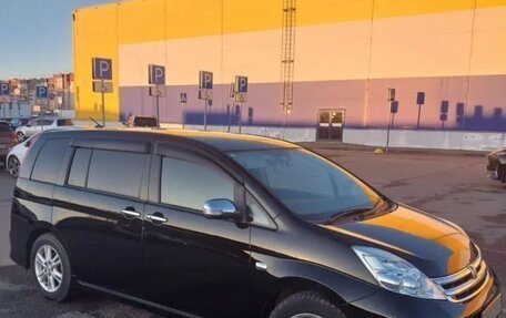 Toyota ISis I, 2010 год, 1 150 000 рублей, 1 фотография