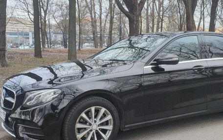 Mercedes-Benz E-Класс, 2016 год, 2 290 000 рублей, 4 фотография
